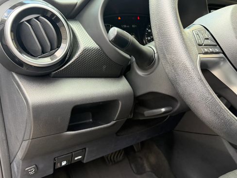 Used 2023 Nissan Kicks SV w/ Interior Electronics Package FWD image 27