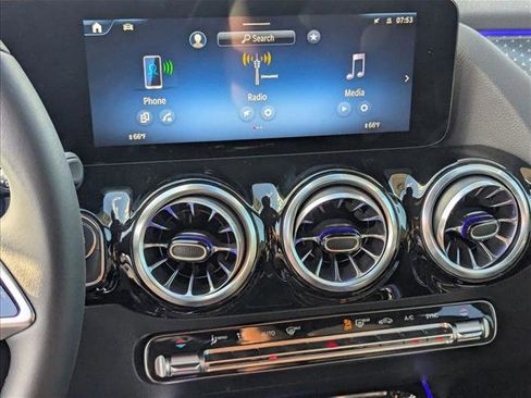 New 2026 Mercedes-Benz GLA 250 image 12