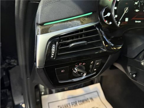 Used 2018 BMW 540i image 33