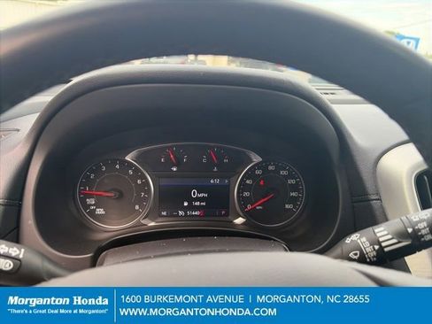 Used 2024 GMC Terrain SLT AWD/4WD image 19
