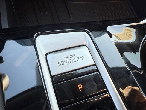 New 2026 Volkswagen Atlas Cross Sport SEL Premium R-Line image 19