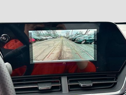 New 2026 Chevrolet Trax RS w/ Driver Confidence Package FWD image 14