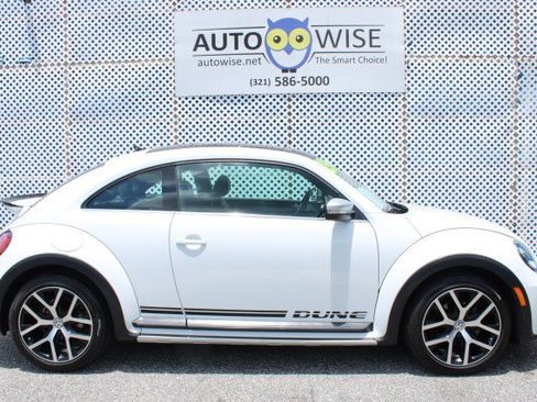 Used 2018 Volkswagen Beetle 2.0T Dune FWD image 5