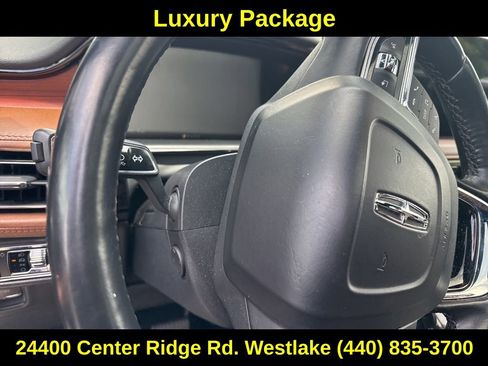 Used 2022 Lincoln Nautilus Reserve AWD/4WD image 15