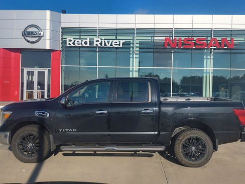 Used 2017 Nissan Titan SL AWD/4WD image 1