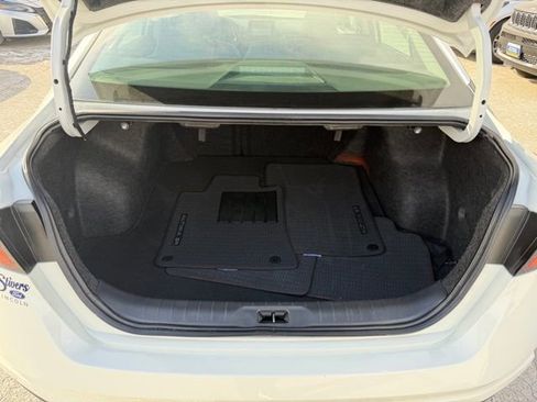 Used 2024 Nissan Altima 2.5 SR image 12