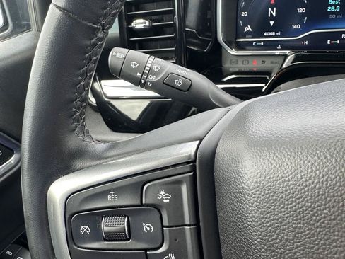 Used 2023 Chevrolet Silverado 1500 LT AWD/4WD image 24