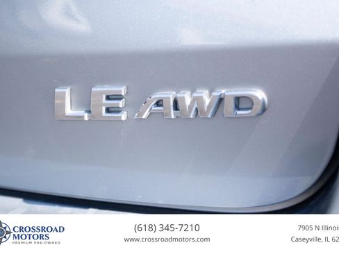 Used 2016 Toyota Highlander Plus AWD/4WD image 11