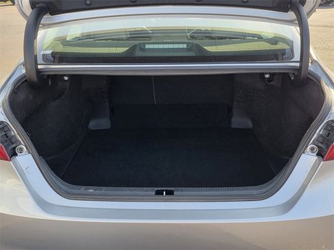 Used 2023 Toyota Camry XSE image 27