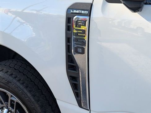 Used 2024 Ford F250 Limited image 7
