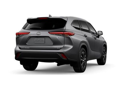 New 2026 Toyota Highlander XLE image 9