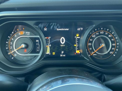 New 2026 Jeep Wrangler Unlimited Sahara AWD/4WD image 24
