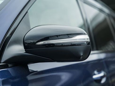 Used 2024 Mercedes-Benz GLS 450 4MATIC image 16