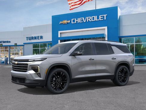 New 2026 Chevrolet Traverse LT w/ Driver Confidence Package image 2