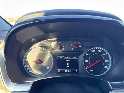 Used 2023 Chevrolet Traverse LS image 16