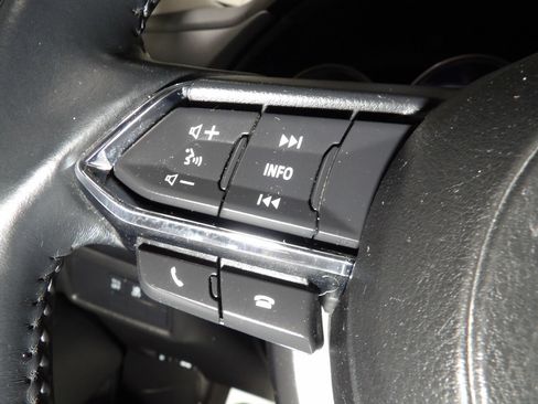 Used 2020 MAZDA CX-5 Touring FWD image 21