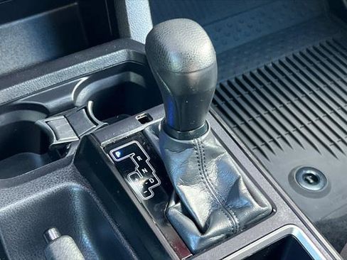 Certified 2022 Toyota Tacoma SR image 21