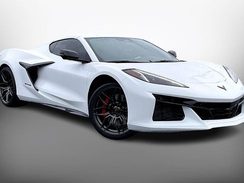 Used 2024 Chevrolet Corvette Z06 w/ Battery Protection Package image 1