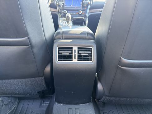 Used 2016 Nissan Maxima Platinum FWD image 29