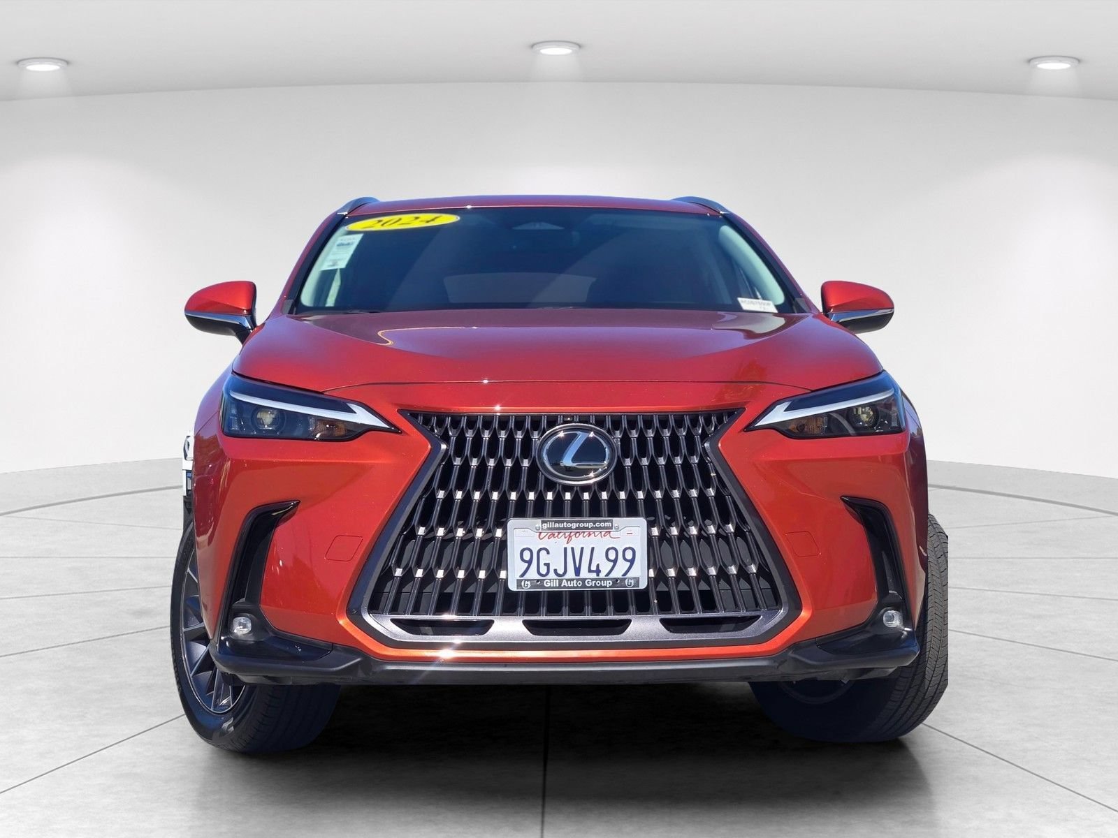 Used 2024 Lexus NX 250 FWD image 2