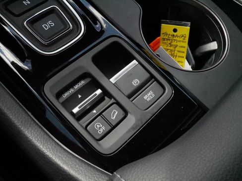 Used 2023 Honda Pilot EX-L image 25