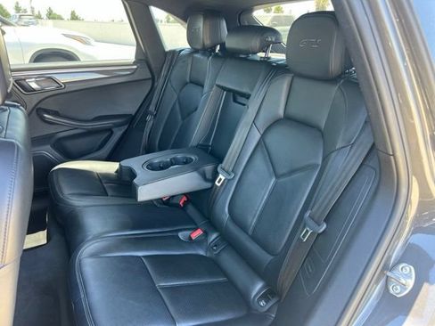 Used 2018 Porsche Macan GTS AWD/4WD image 18