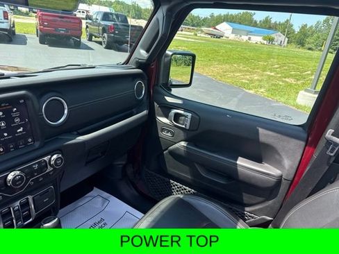Used 2021 Jeep Wrangler Unlimited Sahara w/ Uconnect 4C Nav & Sound Group AWD/4WD image 32