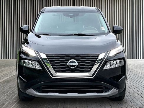 Used 2023 Nissan Rogue SV FWD image 4
