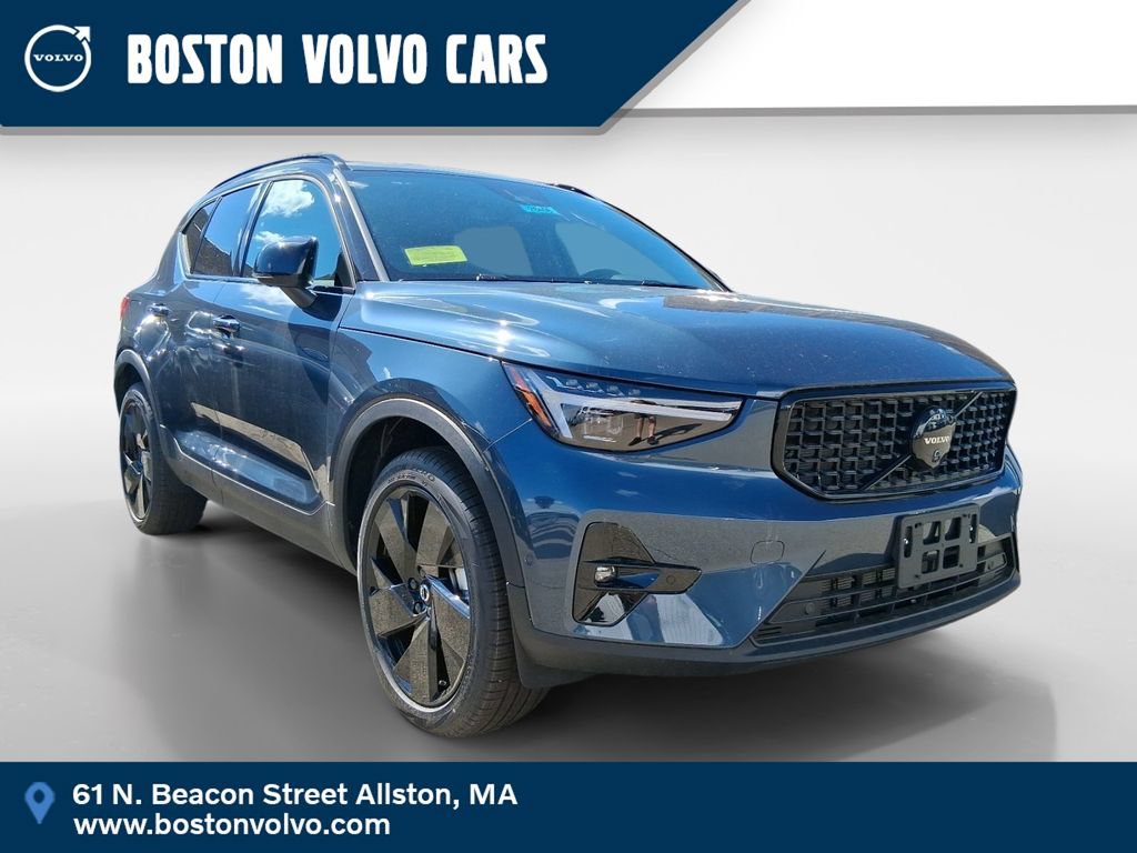 New 2026 Volvo XC40 B5 Ultra w/ Protection Package Premier AWD/4WD image 1