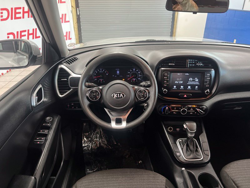 Used 2020 Kia Soul S FWD image 29