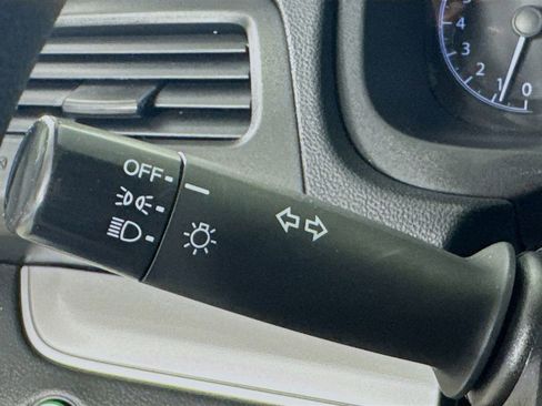 Used 2015 Honda CR-V LX image 13