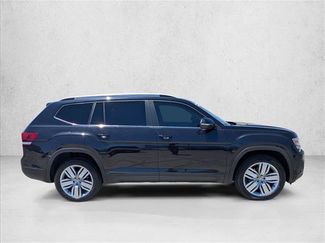 Used 2019 Volkswagen Atlas SE w/ Towing Package FWD video 4