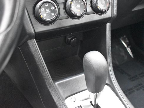 Used 2013 Subaru Impreza 2.0i Premium image 30