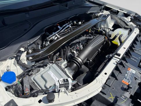 Used 2025 Ford Explorer ST-Line w/ Premium Package RWD image 20