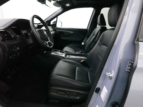 Used 2023 Honda Passport EX-L image 12