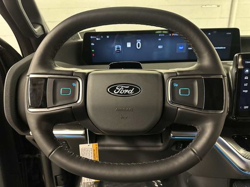 New 2026 Ford Expedition Platinum w/ Stealth Performance Package image 8