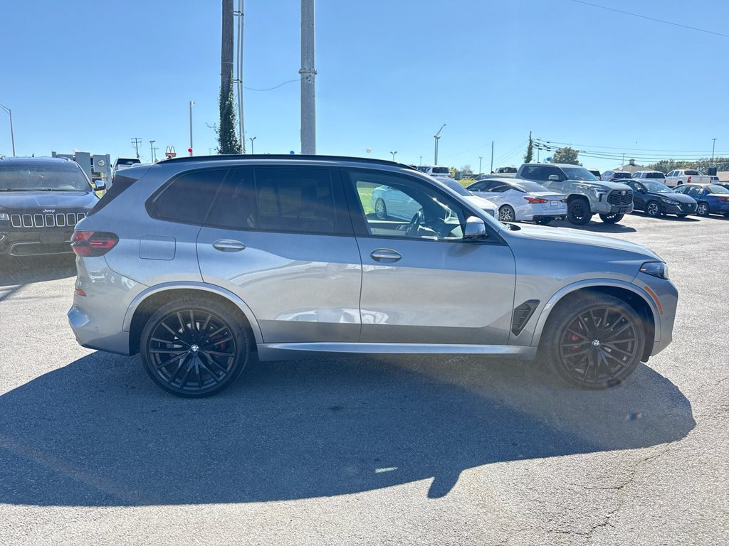 Used 2024 BMW X5 xDrive40i w/ M Sport Package AWD/4WD image 14