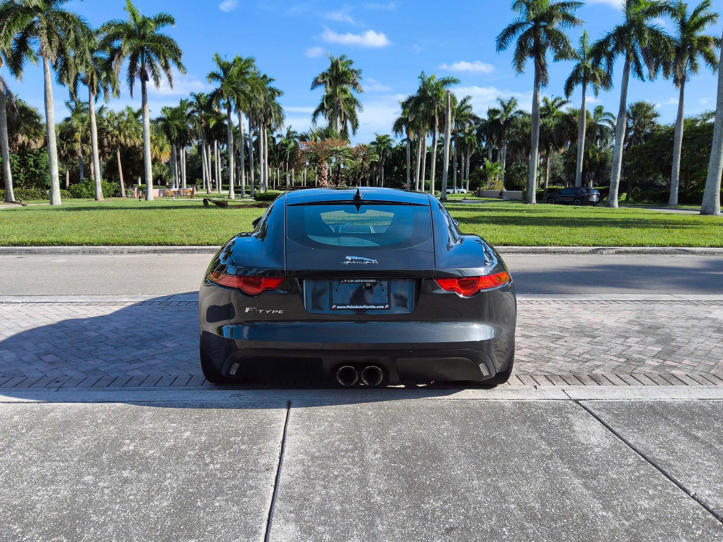 Used 2016 Jaguar F-TYPE Coupe RWD image 16