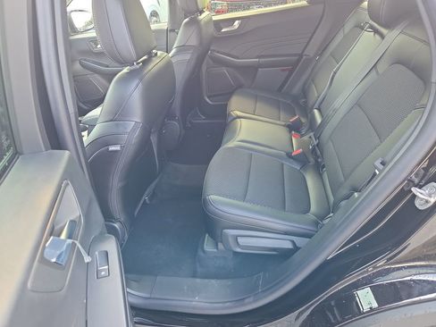 New 2025 Ford Escape SE image 26