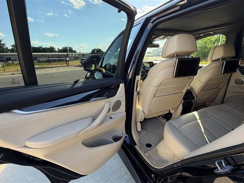 Used 2014 BMW X5 xDrive50i AWD/4WD image 15