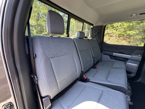 New 2025 Ford F150 XLT w/ Equipment Group 303A High image 30