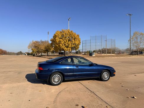 Used 1998 Acura Integra LS image 25