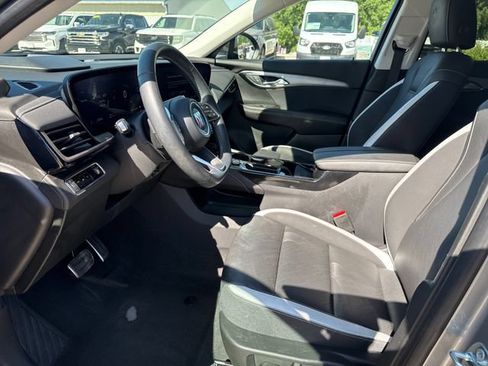 Used 2025 Buick Envision Sport Touring AWD/4WD image 9