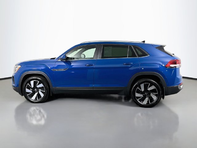 Used 2025 Volkswagen Atlas Cross Sport SE AWD/4WD image 4