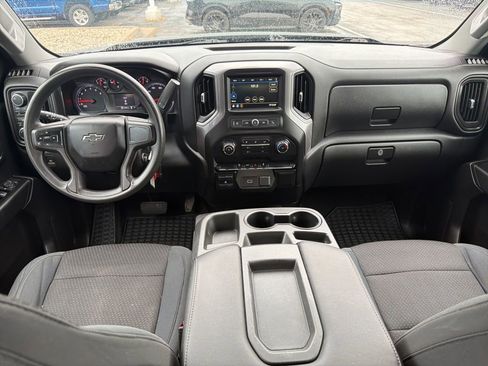 Used 2019 Chevrolet Silverado 1500 Custom Trail Boss w/ Custom Convenience Package AWD/4WD image 16
