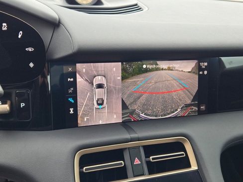 Used 2025 Porsche Taycan 4S image 24