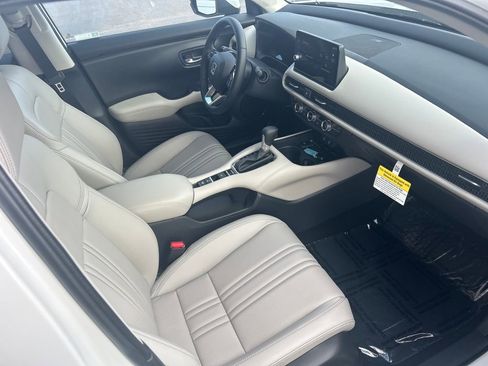 New 2026 Honda HR-V EX-L image 10