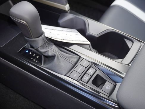 Used 2026 Toyota Camry SE image 14