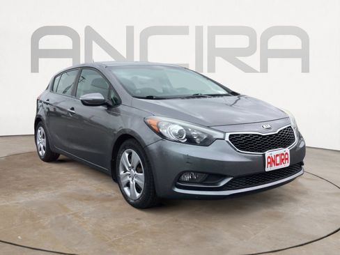 Used 2016 Kia Forte LX image 7