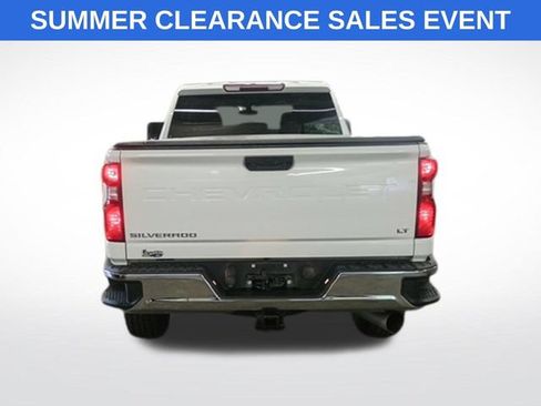 Used 2022 Chevrolet Silverado 2500 LT w/ Convenience Package AWD/4WD image 3
